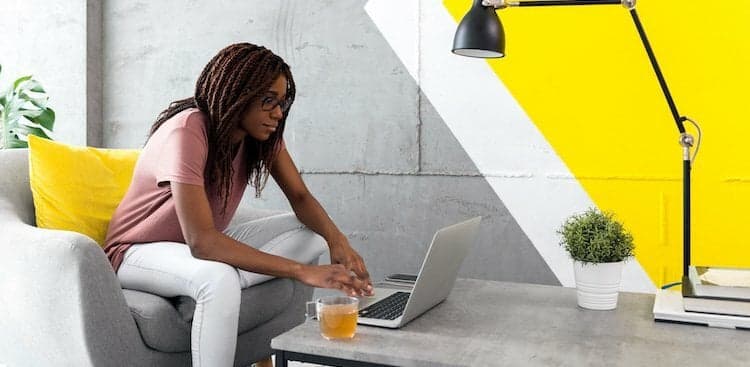 How to Write a Sales Resume That’ll Close the Deal (Example Included!)